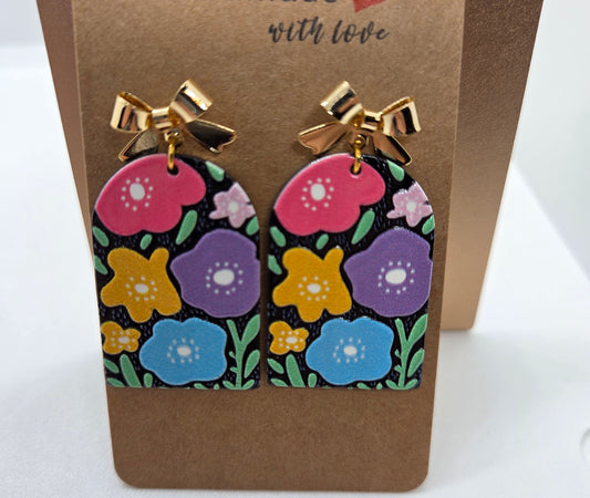 Bows & Artsy Flowers